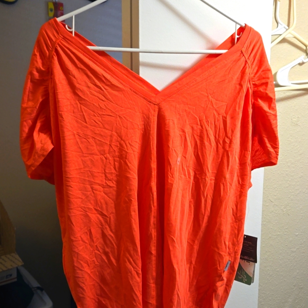 Eddie Bauer women's shirt